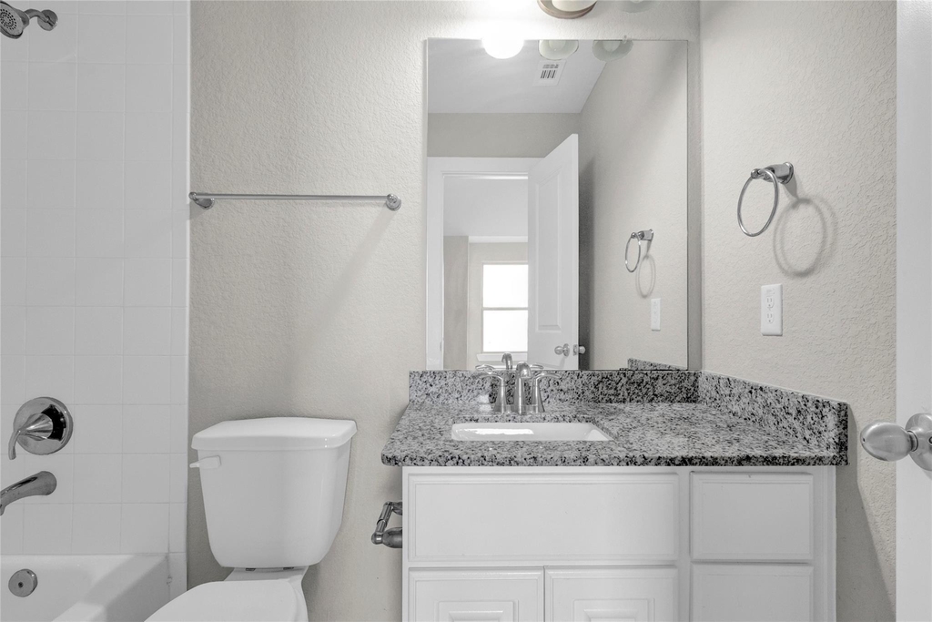 2055 Little Cedar Drive - Photo 4