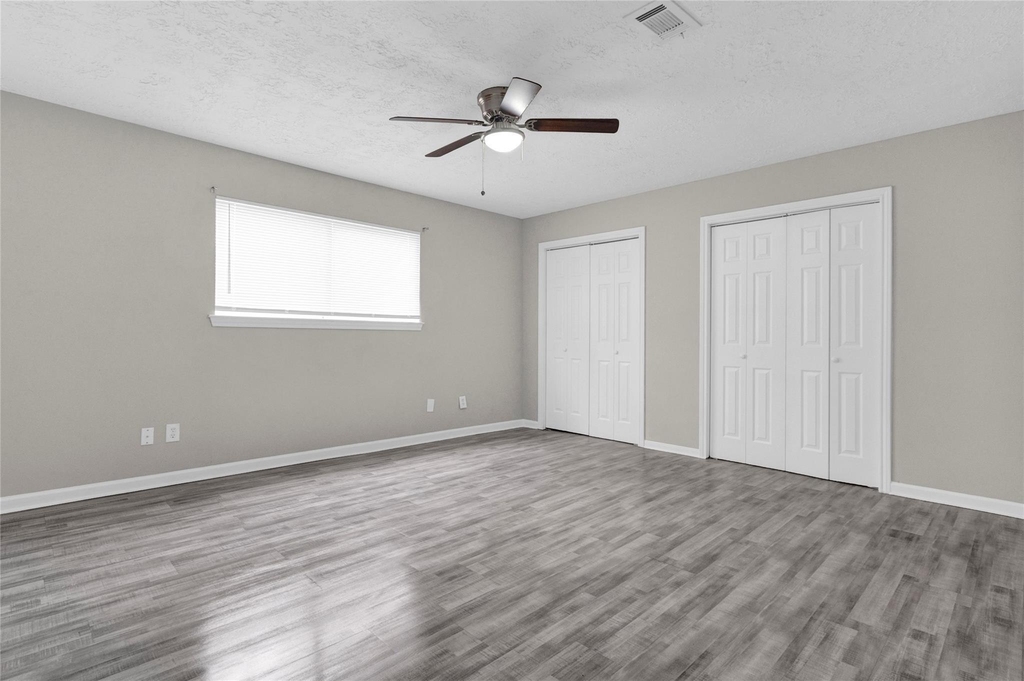 2055 Little Cedar Drive - Photo 3
