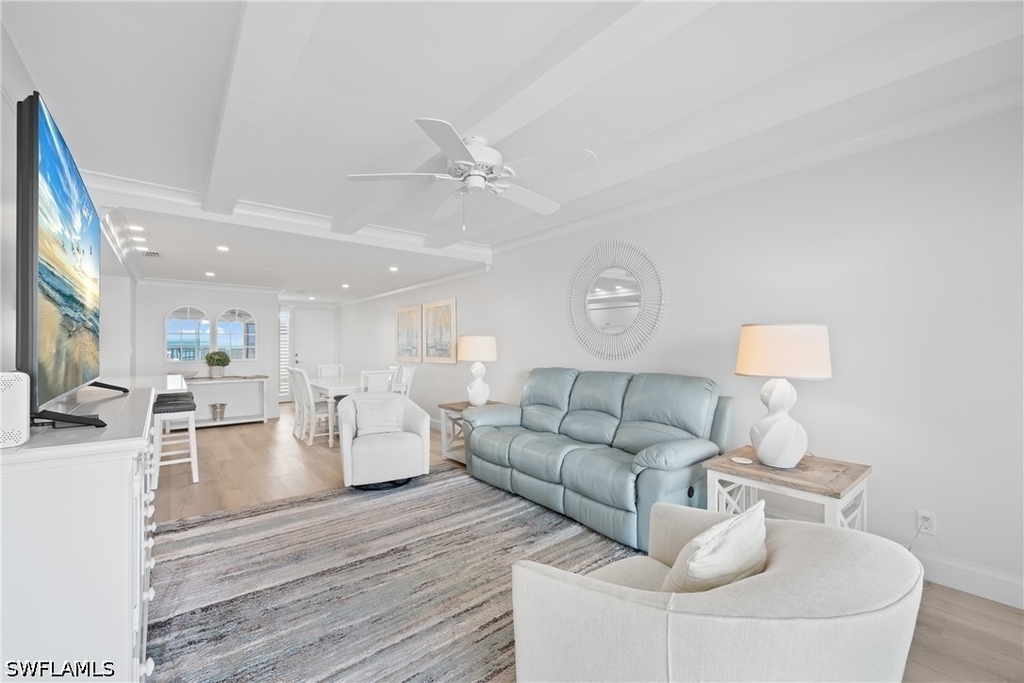 3443 Gulf Shore Boulevard N - Photo 4