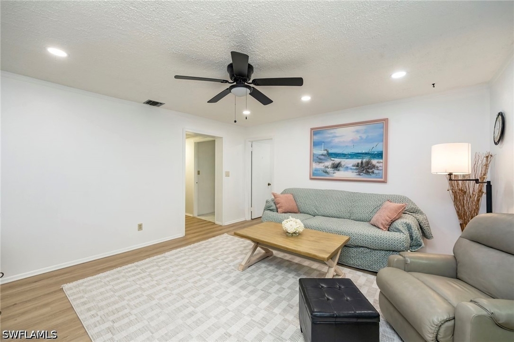 2261 11th Street N - Photo 3