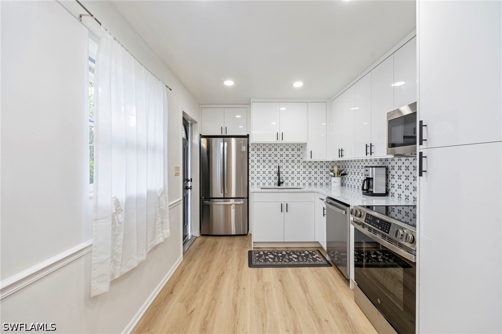 2261 11th Street N - Photo 7