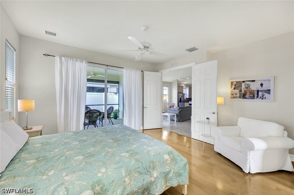 684 98th Avenue N - Photo 12