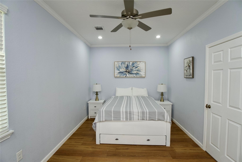 3710 Yellowstone Boulevard - Photo 6