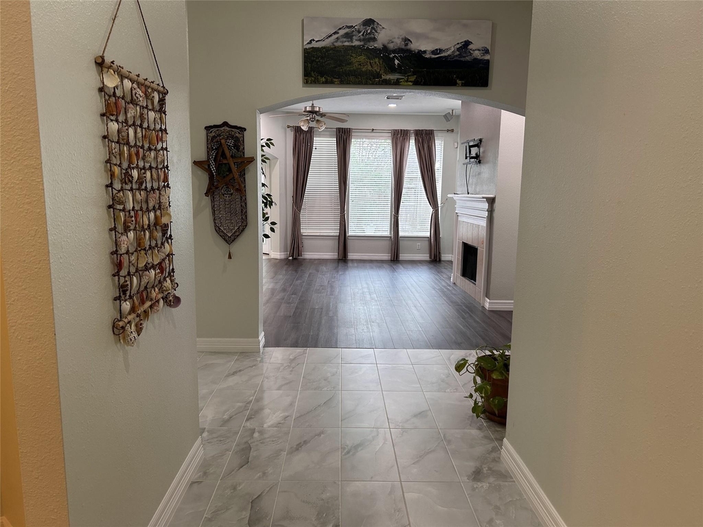 21806 Silverpeak Court - Photo 4
