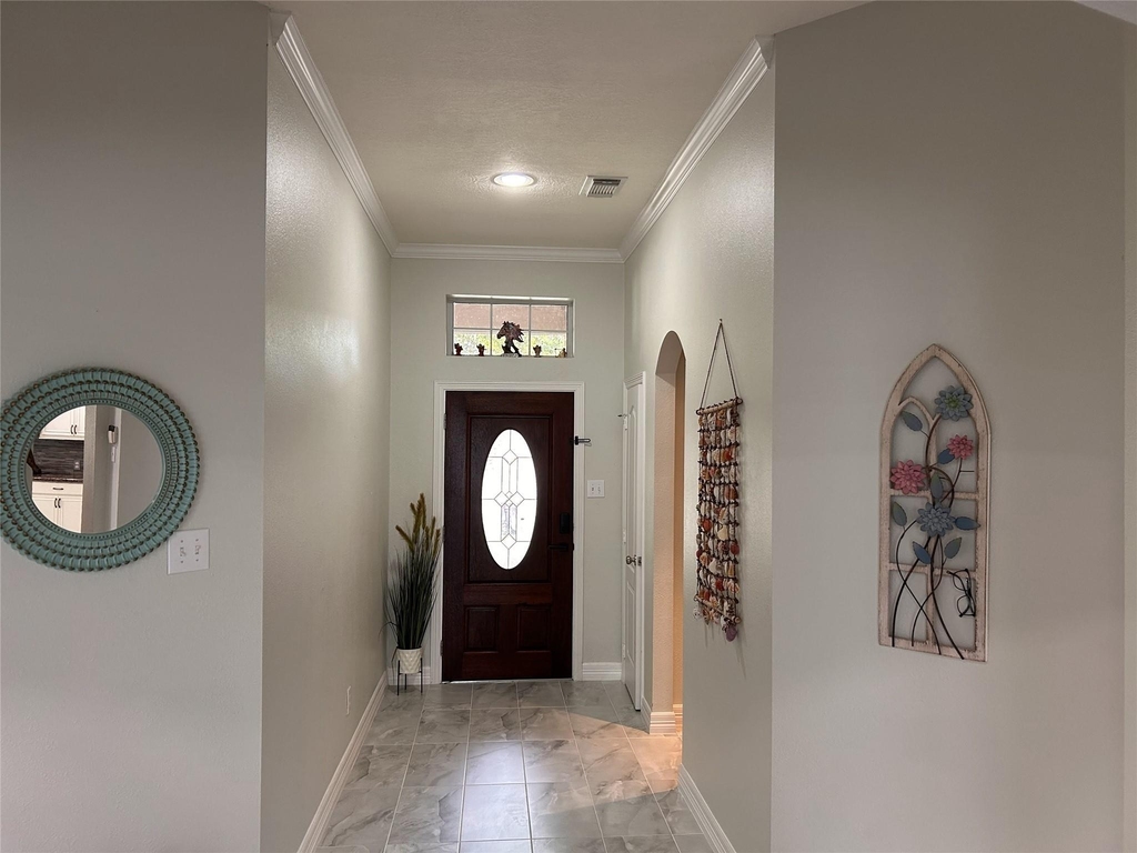21806 Silverpeak Court - Photo 2