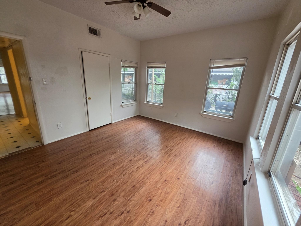 1226 W Gray Street - Photo 10