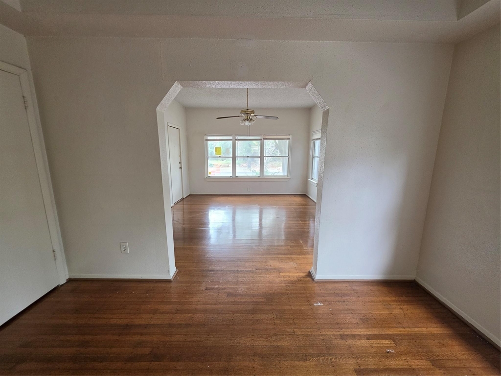 1226 W Gray Street - Photo 4