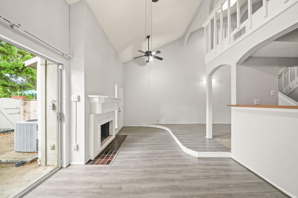 7119 Brendam Lane - Photo 10
