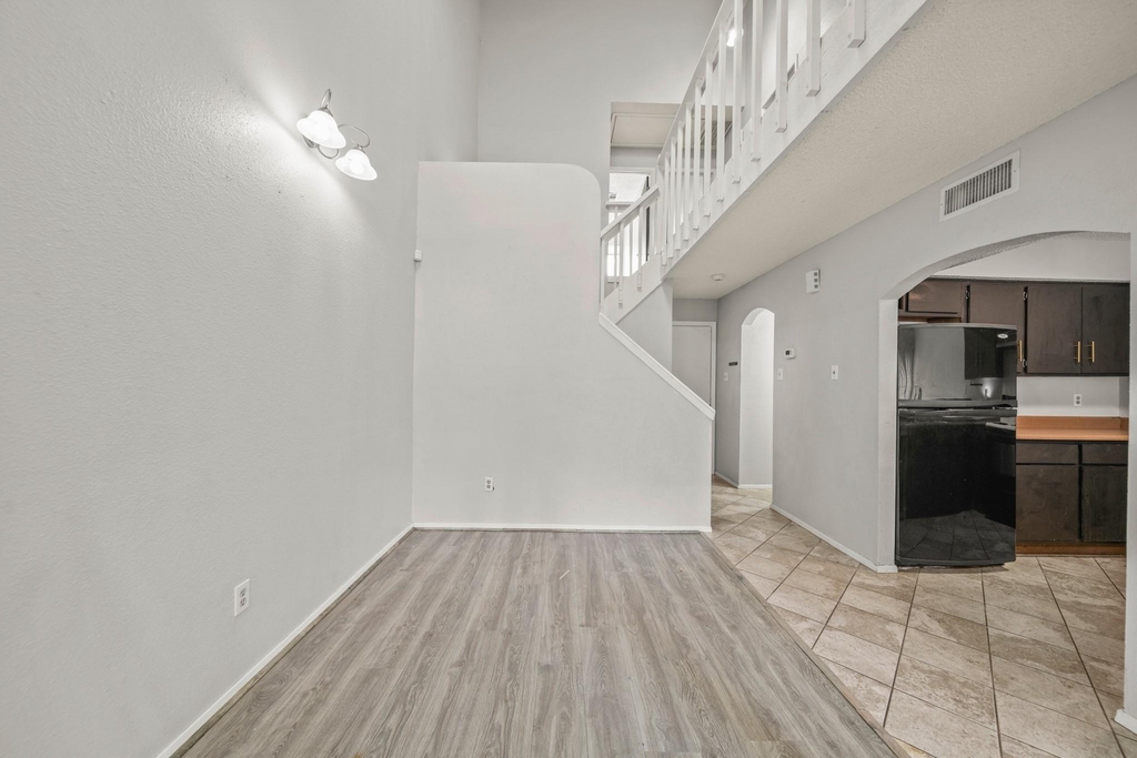 7119 Brendam Lane - Photo 11