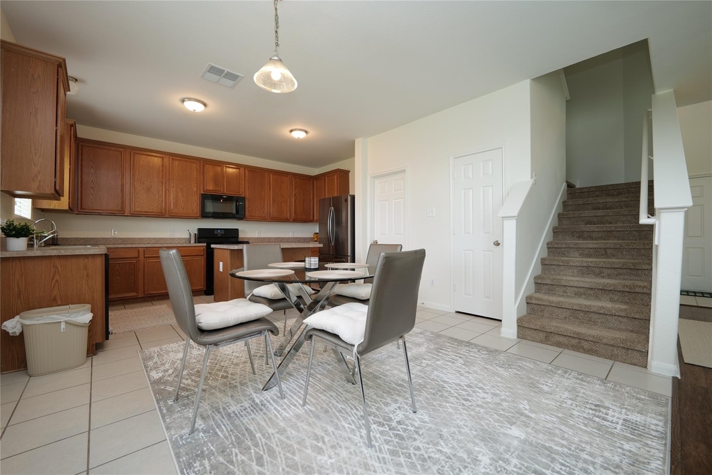 1203 Lavender Shade Court - Photo 10