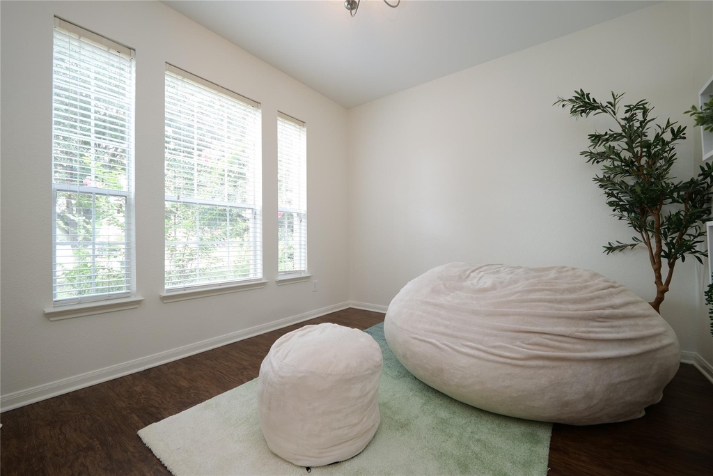 1203 Lavender Shade Court - Photo 2