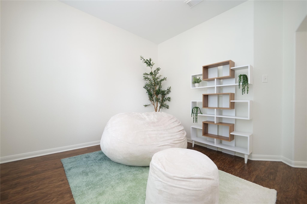 1203 Lavender Shade Court - Photo 4