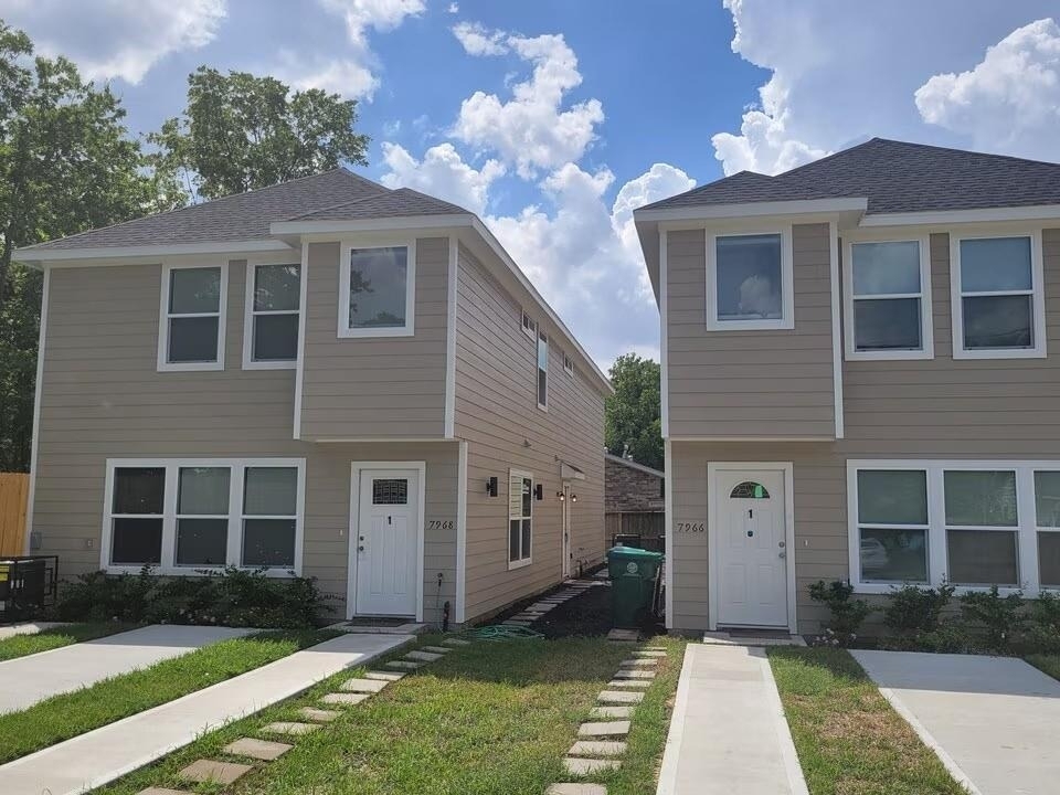 7966 Fowlie Street - Photo 0