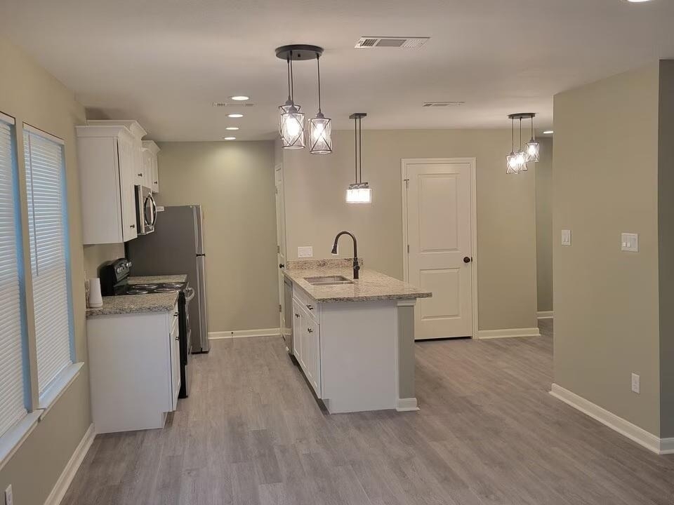 7966 Fowlie Street - Photo 1
