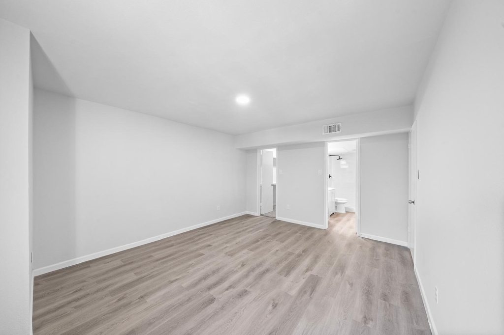 353 N Post Oak Lane - Photo 8
