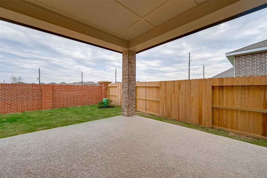 10707 Deer Path Drive - Photo 34
