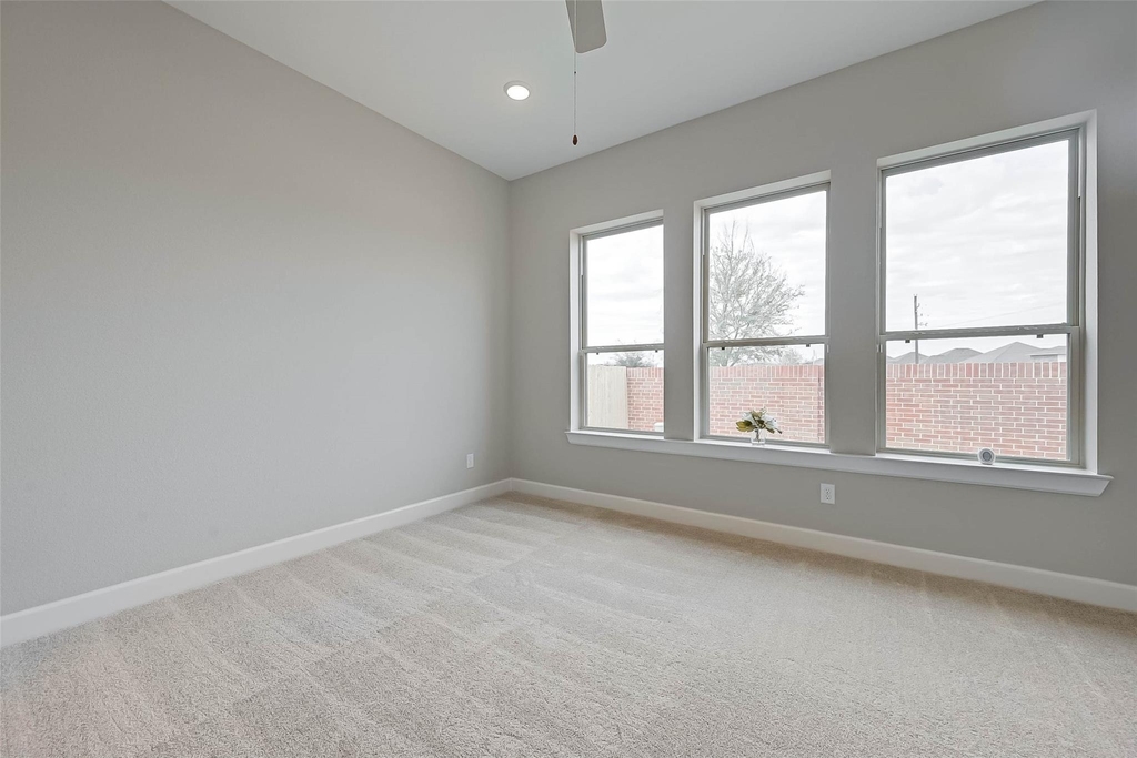 10707 Deer Path Drive - Photo 23