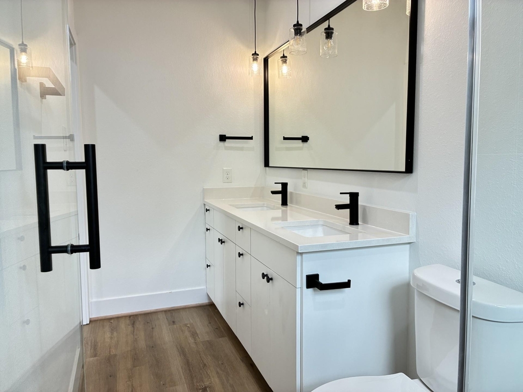 1404 E 31st Street - Photo 5