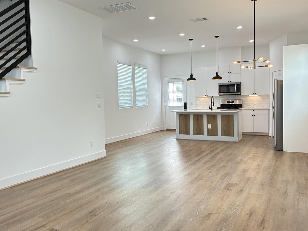 1404 E 31st Street - Photo 20