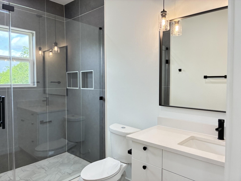 1404 E 31st Street - Photo 16