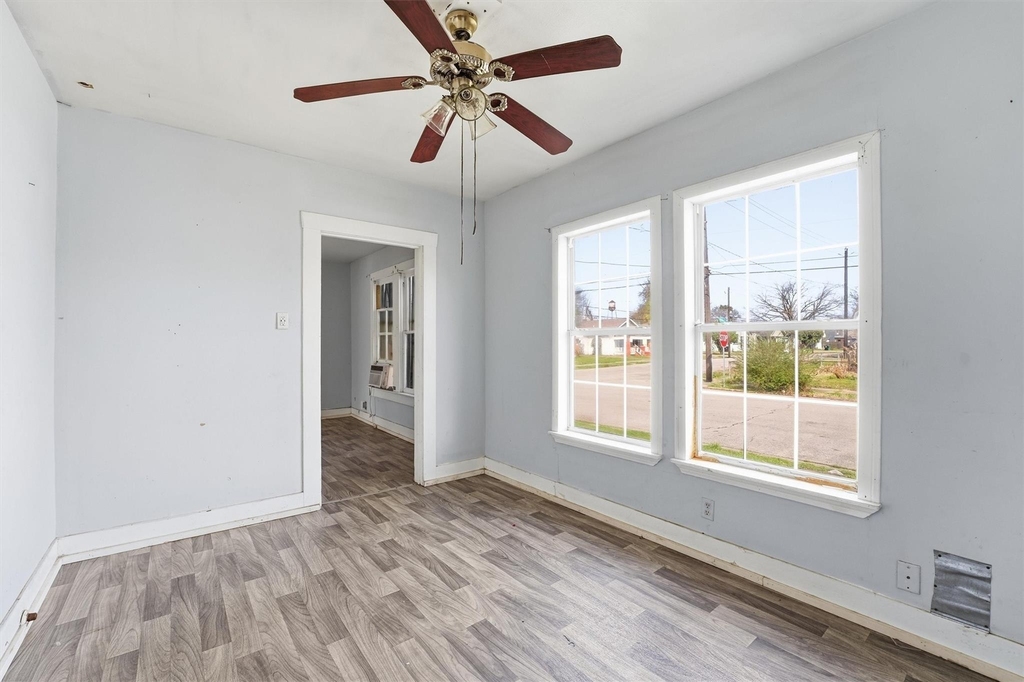 2420 Stevens Street - Photo 7