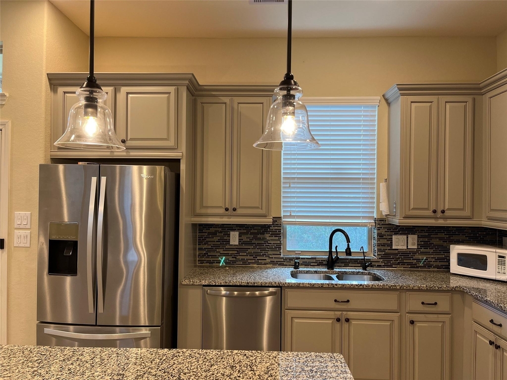 12250 La Strada Street - Photo 8