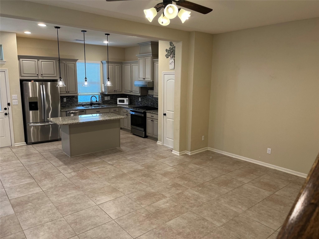 12250 La Strada Street - Photo 9