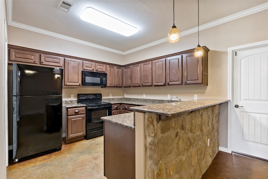 3338 General Parkway - Photo 6