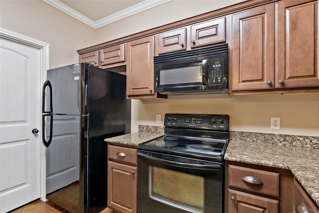 3338 General Parkway - Photo 8