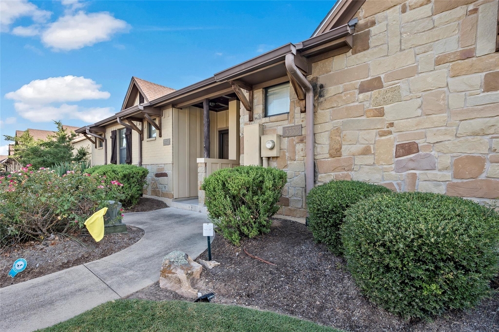 3338 General Parkway - Photo 1