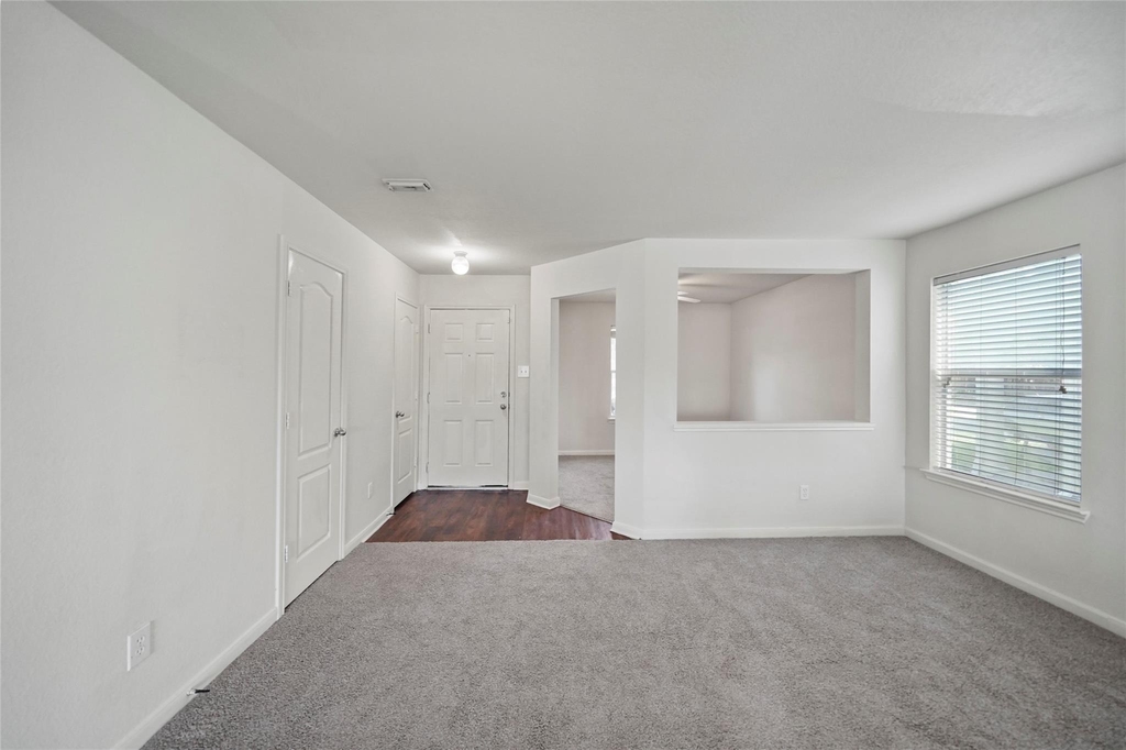 3610 Avalon Castle Drive - Photo 16