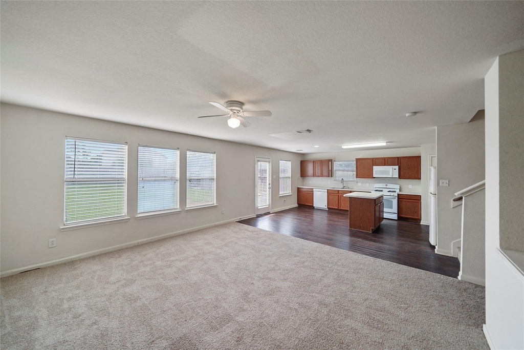 3610 Avalon Castle Drive - Photo 5