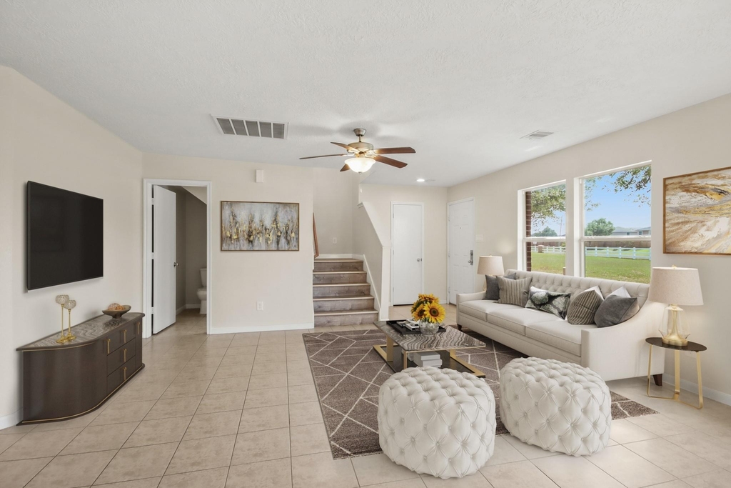 1223 Grassy View Drive - Photo 3