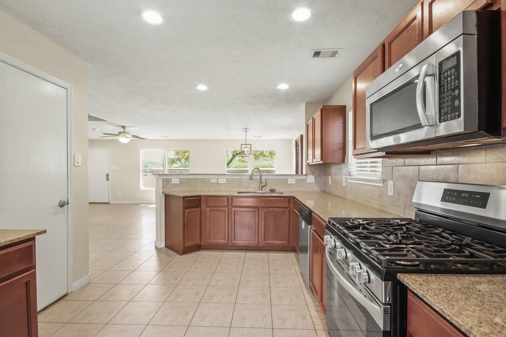 1223 Grassy View Drive - Photo 8