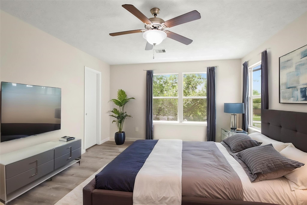 1223 Grassy View Drive - Photo 9