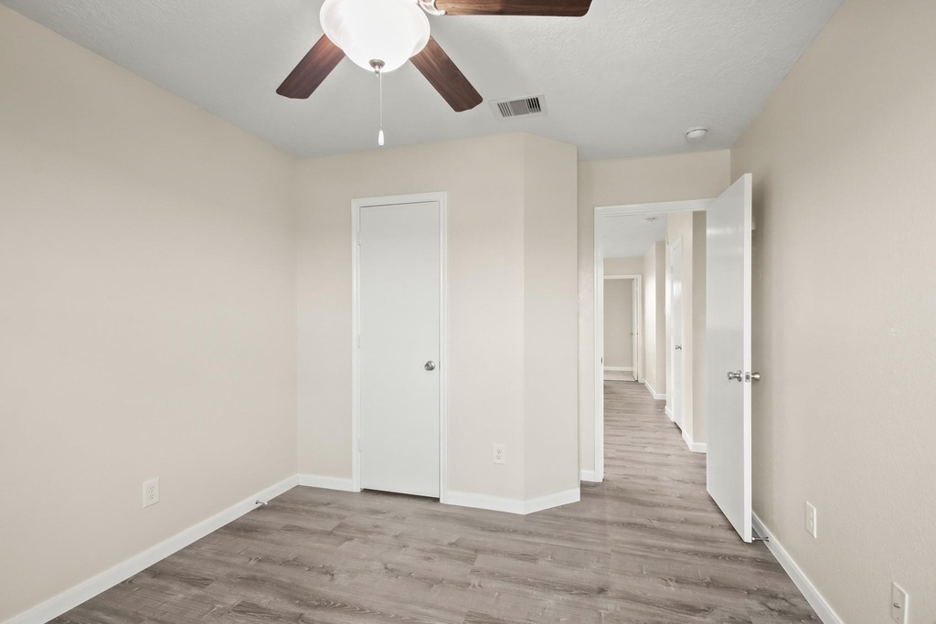 1223 Grassy View Drive - Photo 15