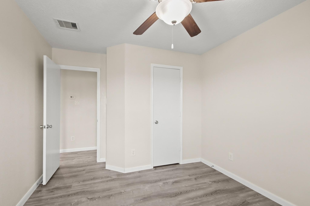 1223 Grassy View Drive - Photo 13