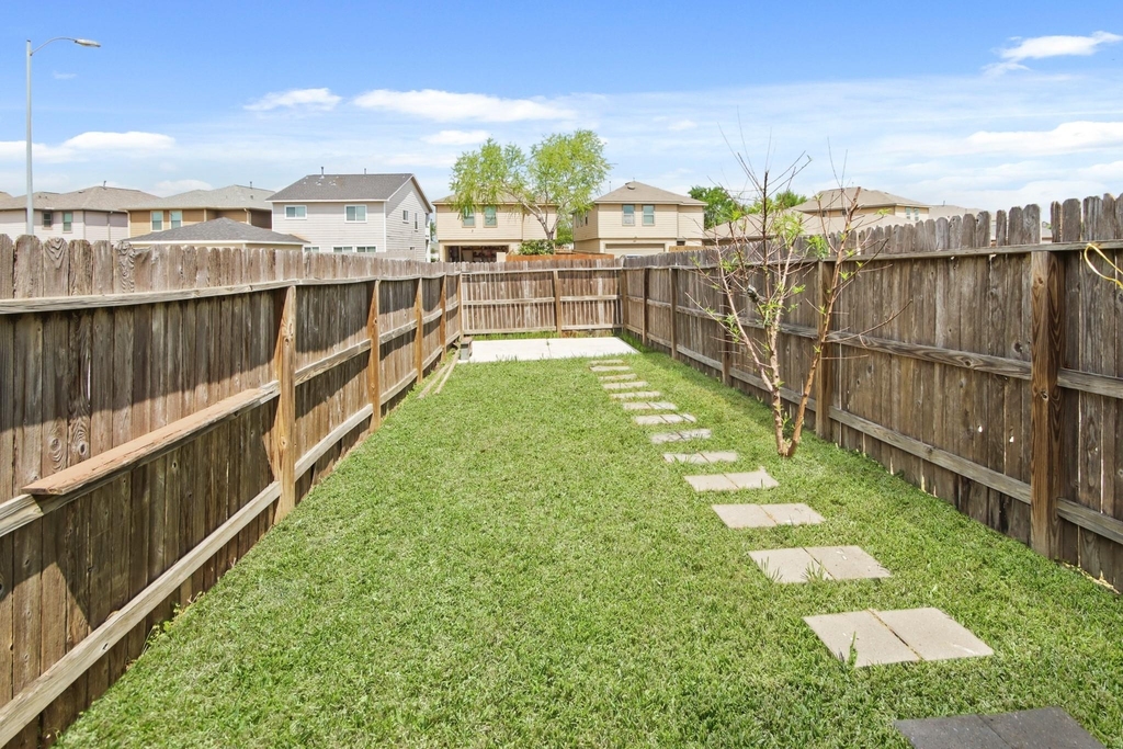 1223 Grassy View Drive - Photo 19