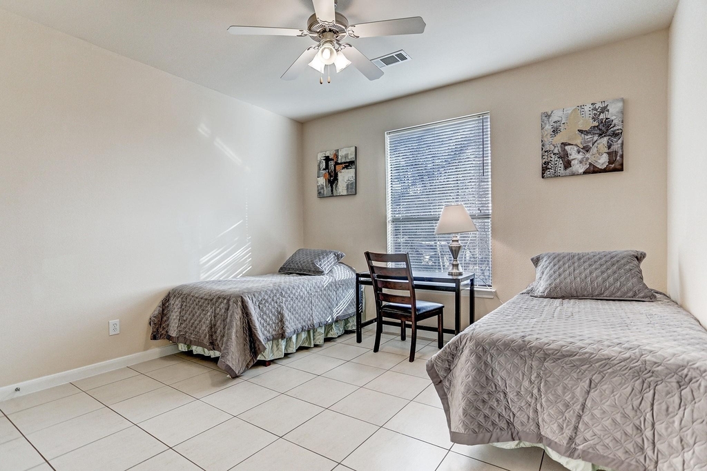 2088 Laverne Street - Photo 13