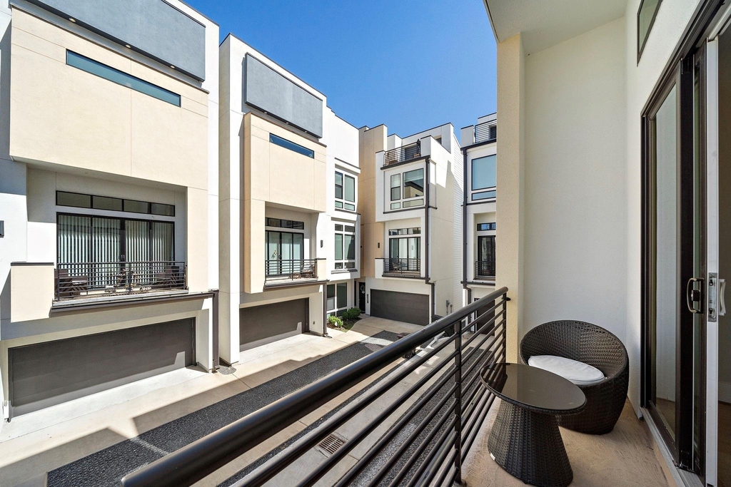 3515 Hutchins Street - Photo 32