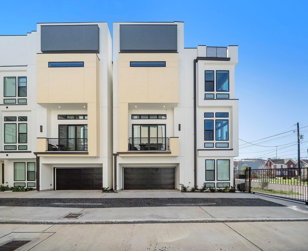 3515 Hutchins Street - Photo 0