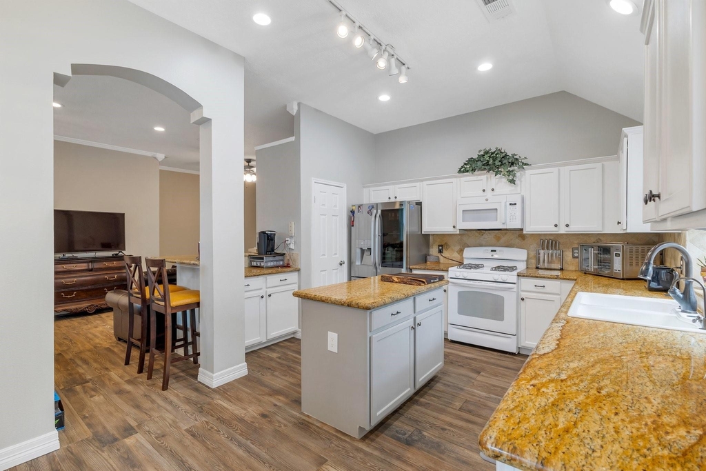 16115 Charter Rock Drive - Photo 1