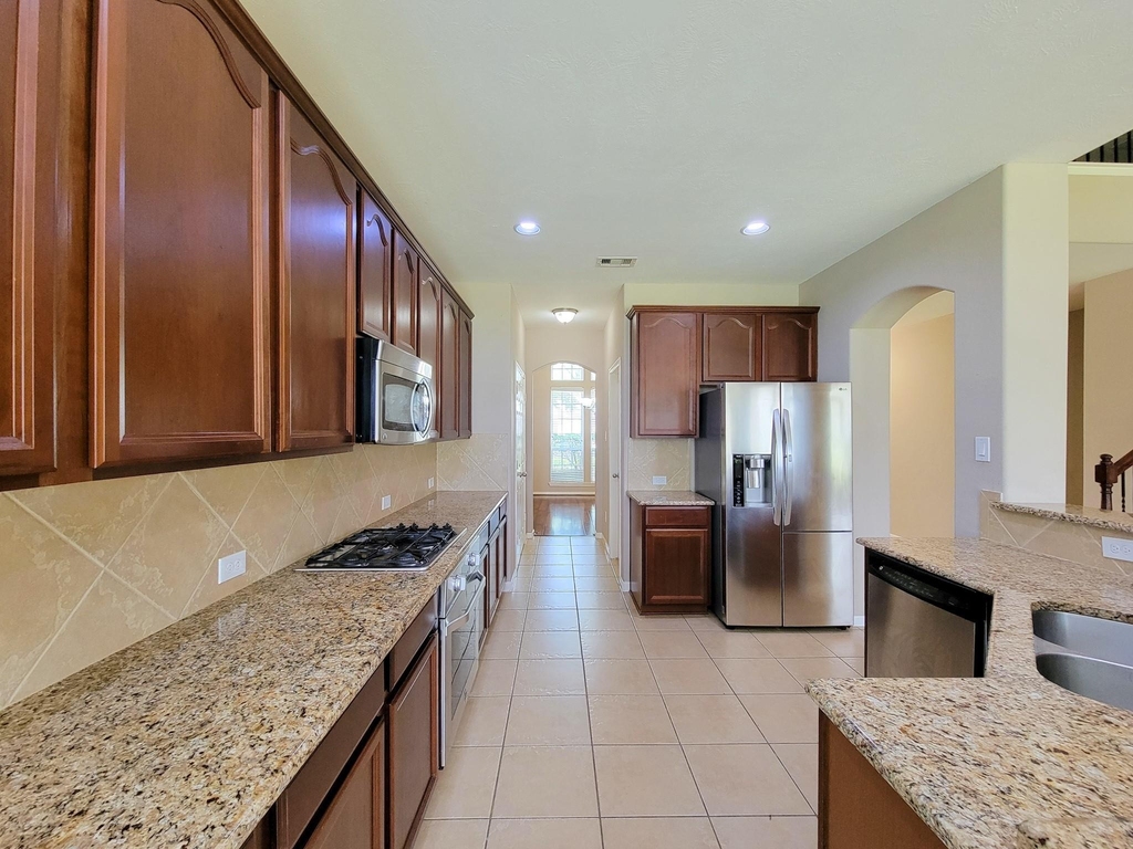 20931 Flower Croft Court - Photo 21
