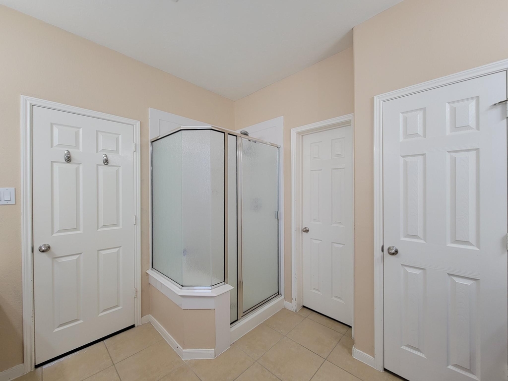 20931 Flower Croft Court - Photo 34