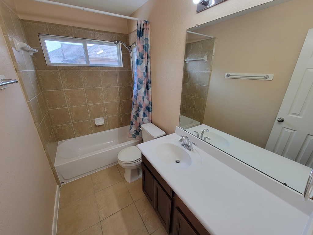 20931 Flower Croft Court - Photo 7