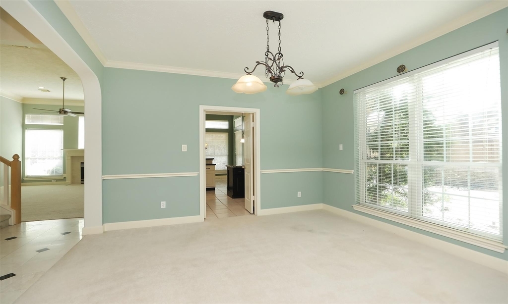 7502 Holly Court Estates - Photo 9