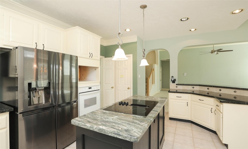 7502 Holly Court Estates - Photo 18