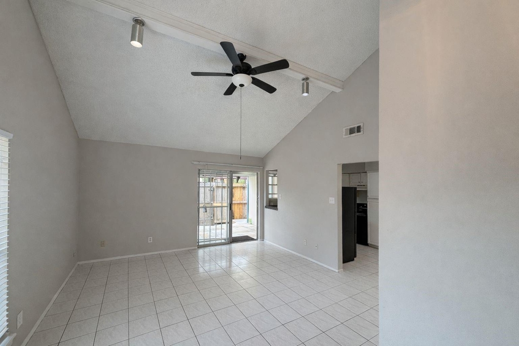 5817 W Tidwell Road - Photo 4
