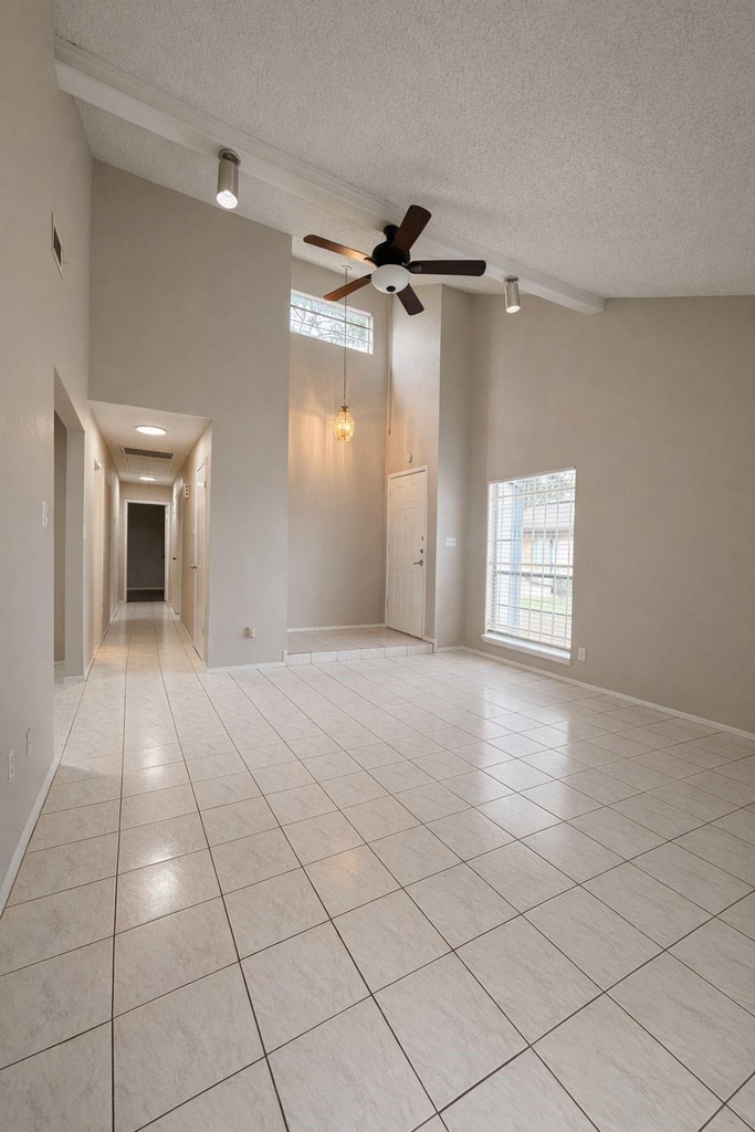 5817 W Tidwell Road - Photo 5