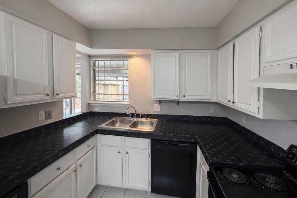 5817 W Tidwell Road - Photo 11